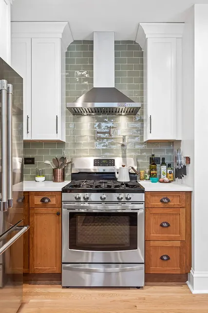 Kitchen remodeling, photograph 19