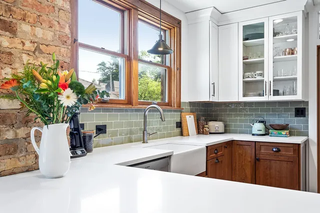 Kitchen remodeling, photograph 18