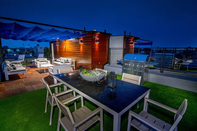 Exterior & poolside living, photograph 8