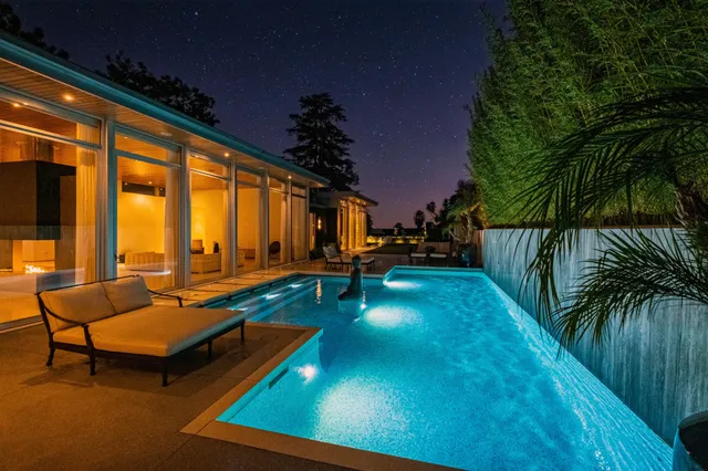 Exteriors & outdoor living photo preview