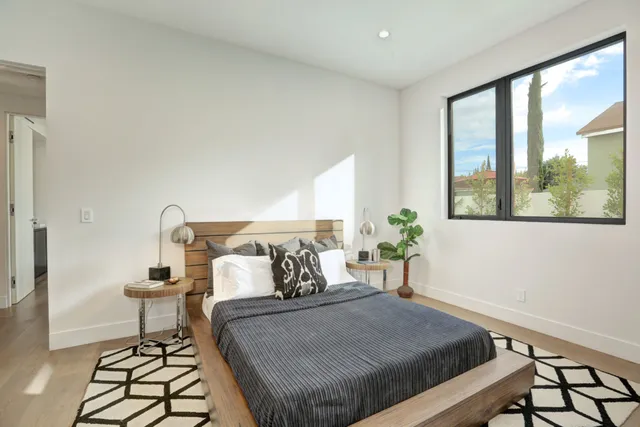 Interiors photo preview